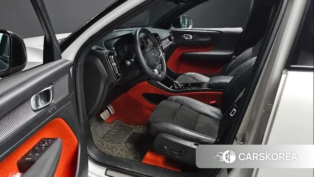 Volvo XC40 2020 Белый из Кореи, фото 2