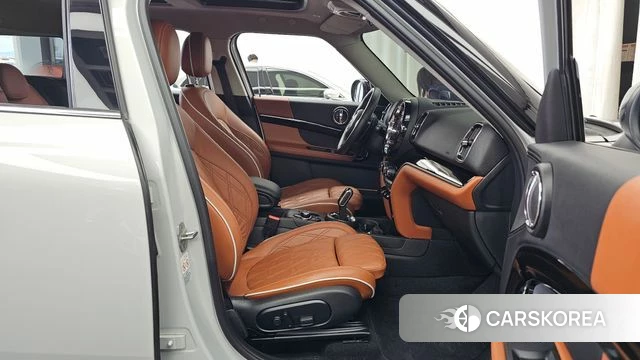 Mini Cooper S Countryman 2021 Серебряный из Кореи, фото 2