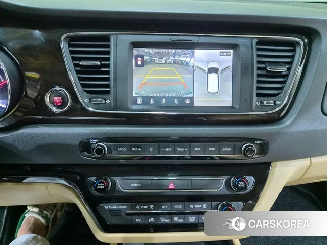 Kia The New Carnival 2018 Белый из Кореи, фото 2
