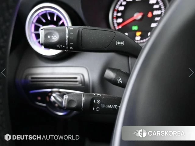 Mercedes-Benz C-Class W205 2018 Серебряный из Кореи, фото 2