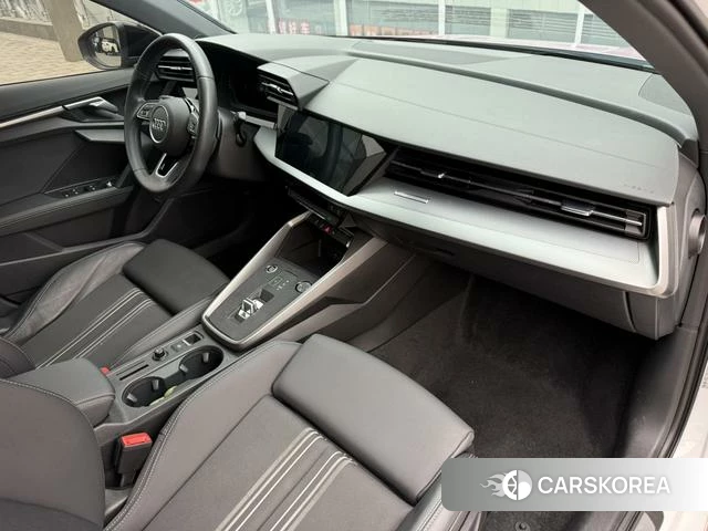 Audi A3 2022 Красный из Китая, фото 2