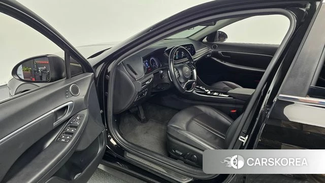 Hyundai Sonata Hybrid (DN8) 2021 Черный из Кореи, фото 2