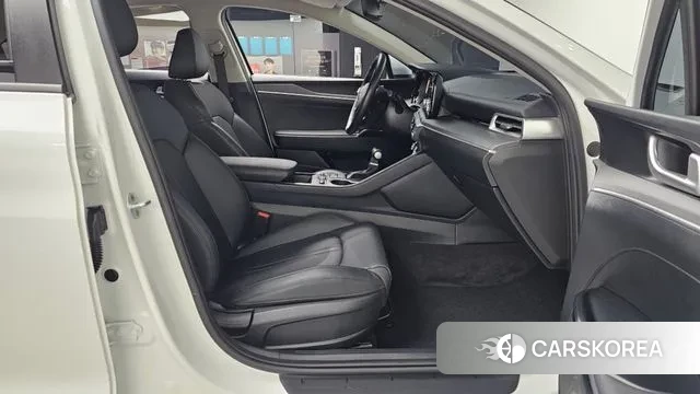 Kia K5 3rd generation 2021 Белый из Кореи, фото 2