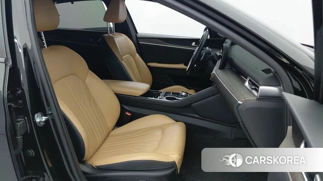 Kia K5 3rd generation 2021 Черный из Кореи, фото 2
