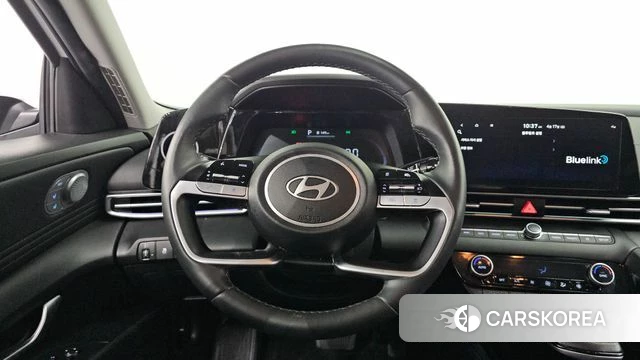 Hyundai The New Avante (CN7) 2023 Белый из Кореи, фото 2