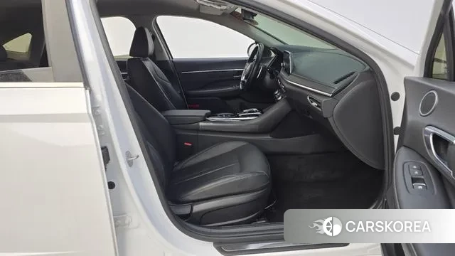 Hyundai Sonata (DN8) 2022 Белый из Кореи, фото 2