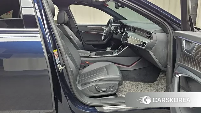 Audi A6 (C8) 2021 Синий из Кореи, фото 2