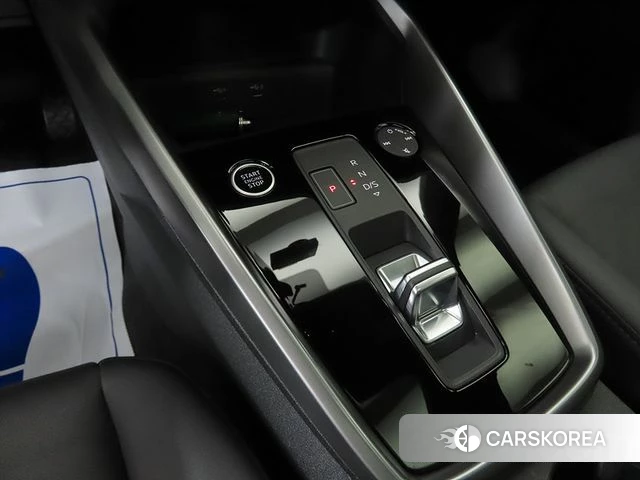 Audi A3 (8Y) 2023 Черный из Кореи, фото 2