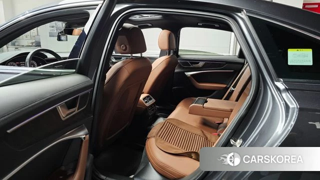 Audi A6 (C8) 2021 Серый из Кореи, фото 2
