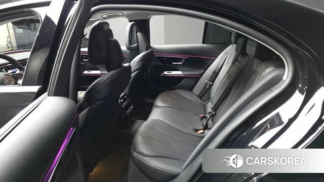 Mercedes-Benz E-Class W214 2025 Черный из Кореи, фото 2