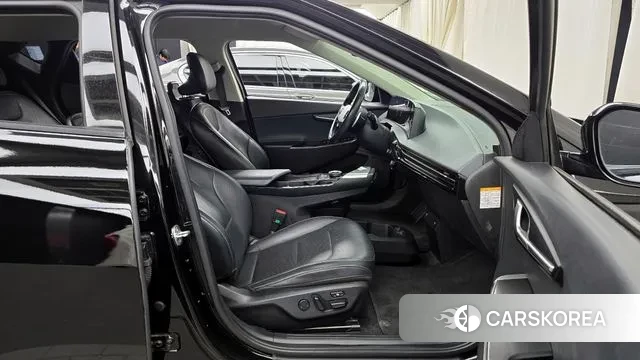 Kia EV6 2021 Черный из Кореи, фото 2