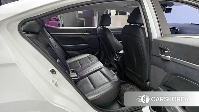 Hyundai Avante AD 2018 Белый из Кореи, фото 2