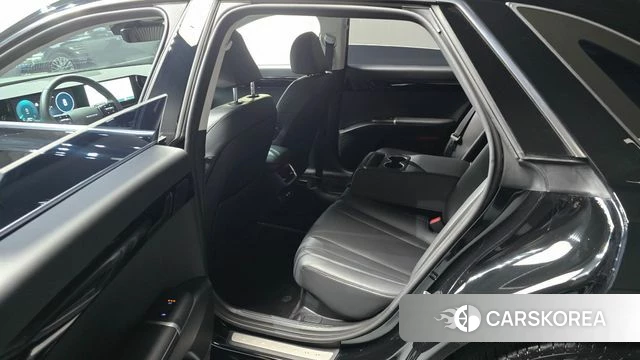 Hyundai Grandeur Hybrid (GN7) 2024 Черный из Кореи, фото 2