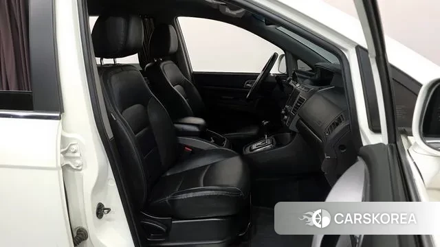 Ssangyong Korando Turismo 2019 Белый из Кореи, фото 2