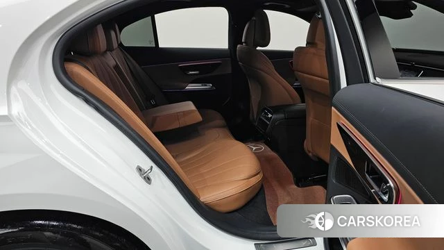 Mercedes-Benz E-Class W214 2024 Белый из Кореи, фото 2