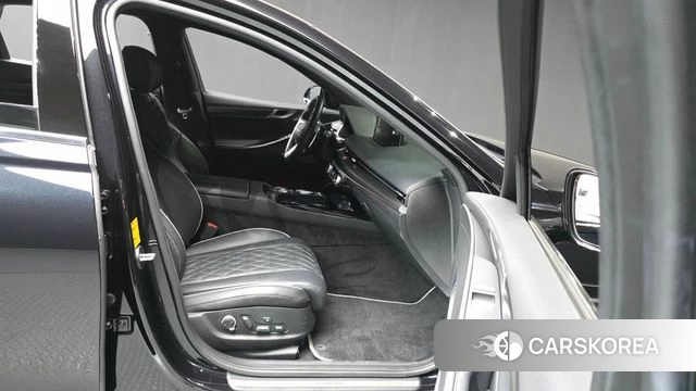 Genesis G80 (RG3) 2022 Черный из Кореи, фото 2