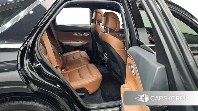 Genesis GV70 2021 Черный из Кореи, фото 2