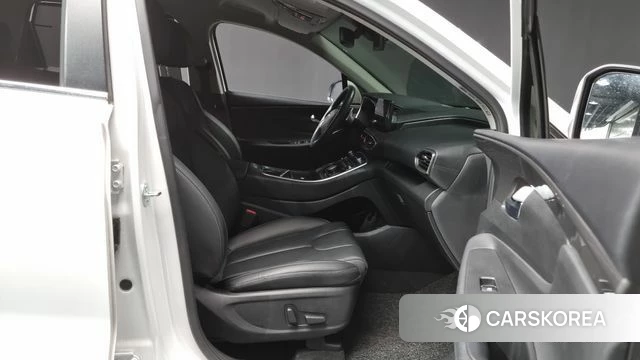 Hyundai The New Santa Fe 2023 Белый из Кореи, фото 2