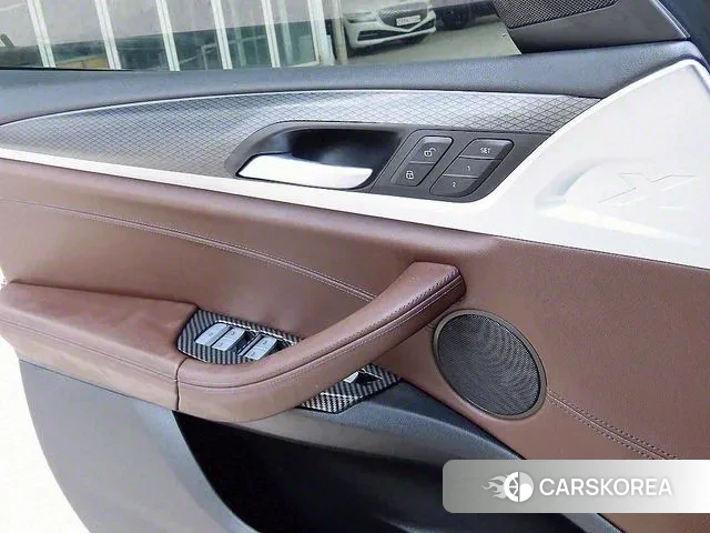 BMW X4 (G02) 2023 Серый из Кореи, фото 2