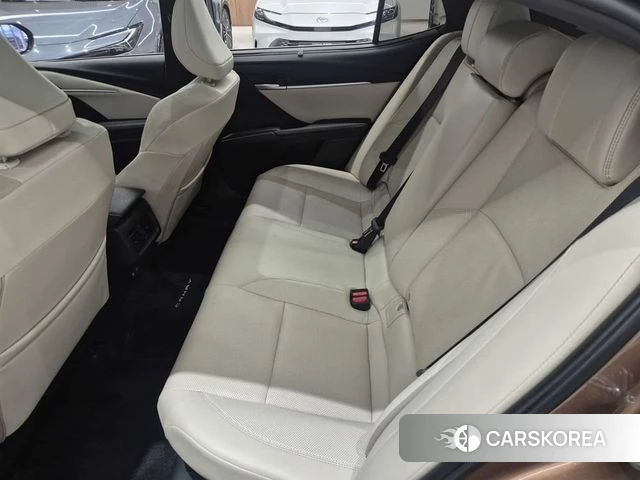 Toyota Camry (XV80) 2024 Коричневый из Кореи, фото 2