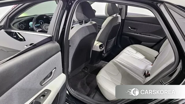 Hyundai Avante (CN7) 2022 Черный из Кореи, фото 2