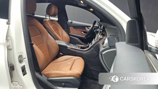 Mercedes-Benz GLC-Class X253 2020 Белый из Кореи, фото 2