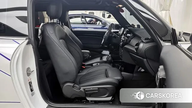 Mini Cooper S 2024 Белый из Кореи, фото 2