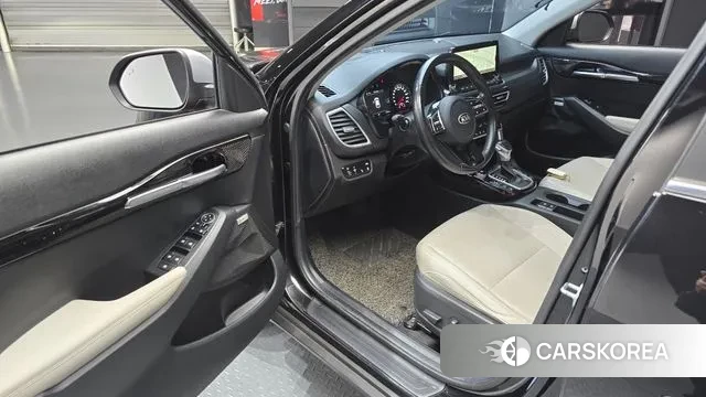 Kia Seltos 2020 Черный из Кореи, фото 2