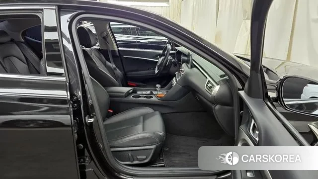 Genesis G70 2019 Черный из Кореи, фото 2