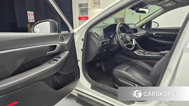 Hyundai Sonata (DN8) 2021 Белый из Кореи, фото 2