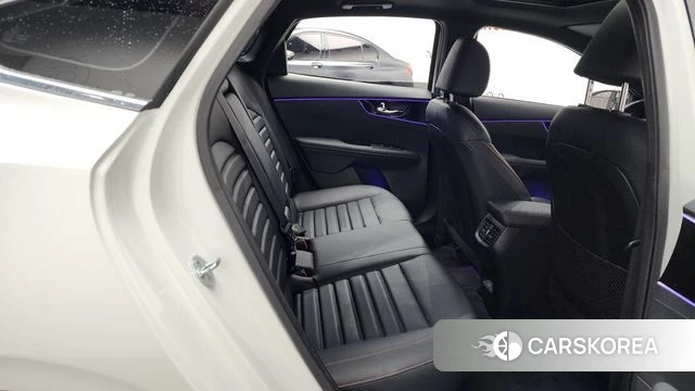 Kia The New K3 2nd generation 2021 Белый из Кореи, фото 2