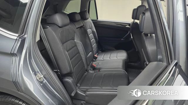 Volkswagen Tiguan Allspace 2020 Серый из Кореи, фото 2