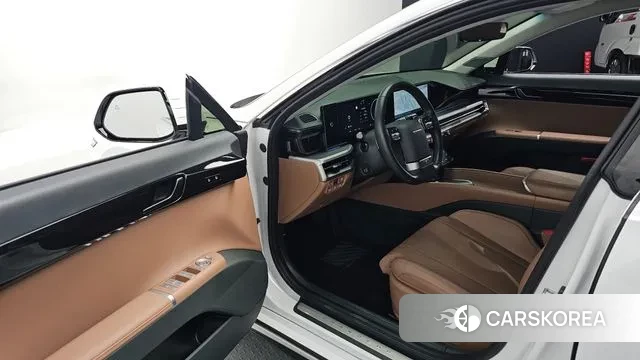 Hyundai Grandeur Hybrid (GN7) 2024 Белый из Кореи, фото 2