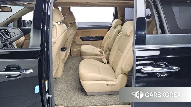 Kia The New Carnival 2018 Черный из Кореи, фото 2