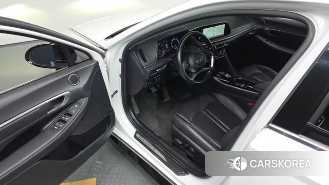 Hyundai Sonata (DN8) 2021 Белый из Кореи, фото 2