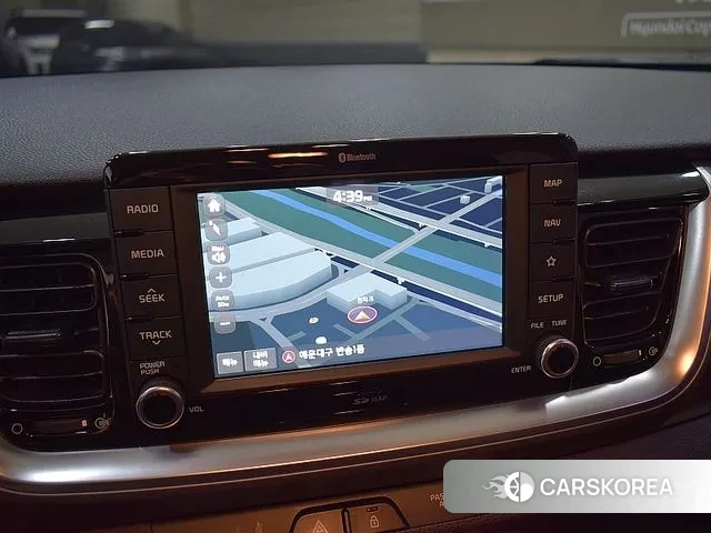 Kia Stonic 2018 Желтый из Кореи, фото 2