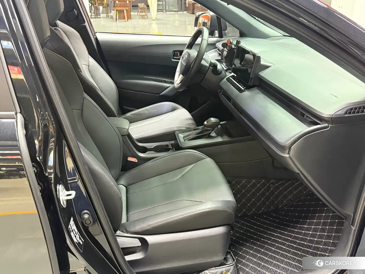 Toyota Corolla 2026 Черный из Китая, фото 2