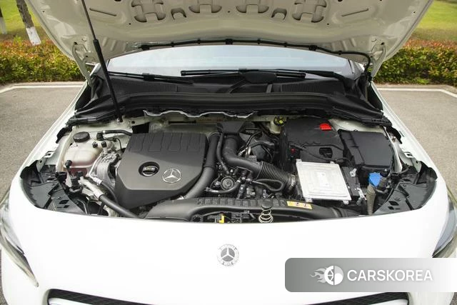 Mercedes-Benz Class B 2022 Белый из Китая, фото 2