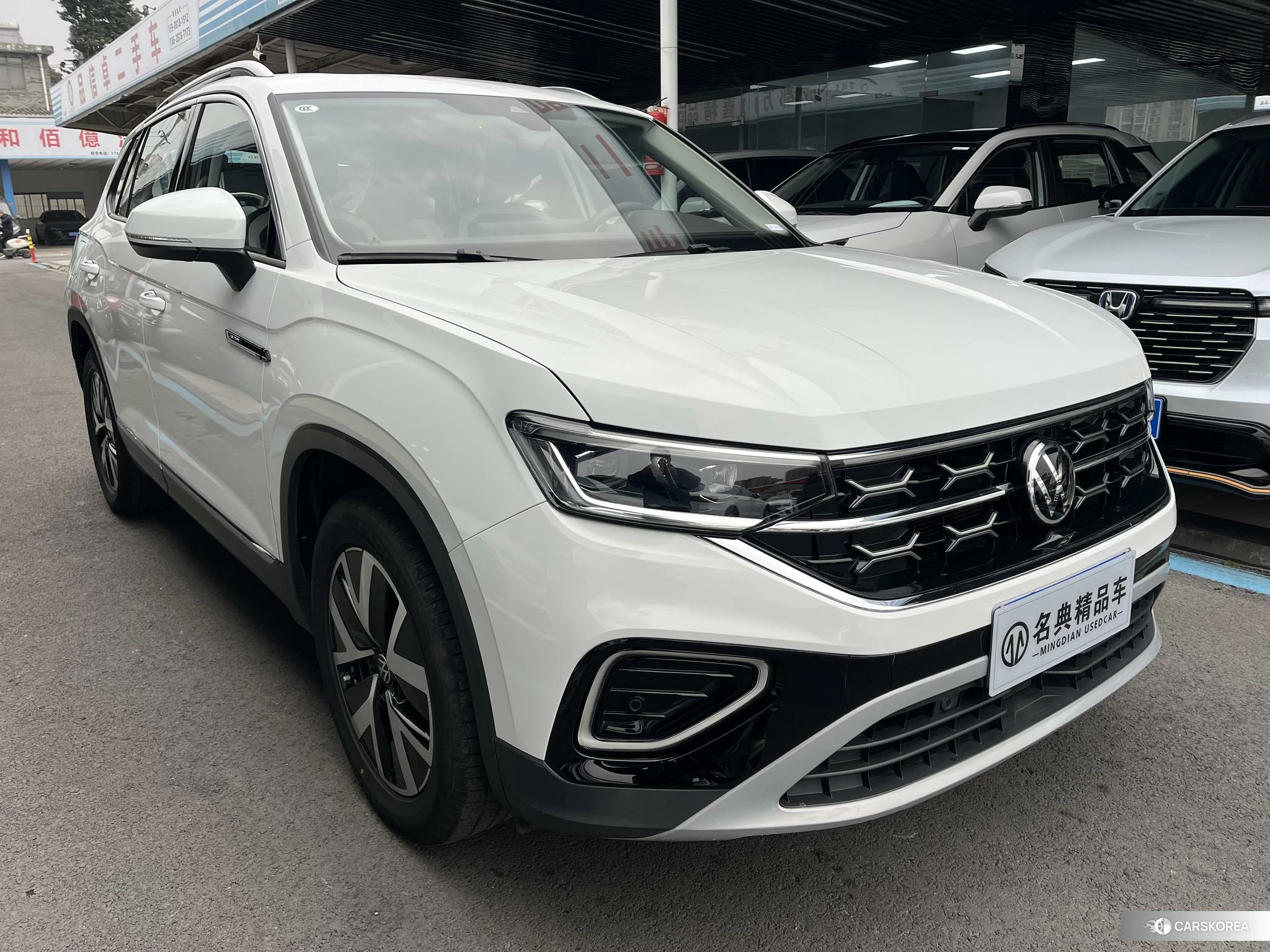 Volkswagen Tanyue 2022 Белый из Китая, фото 2