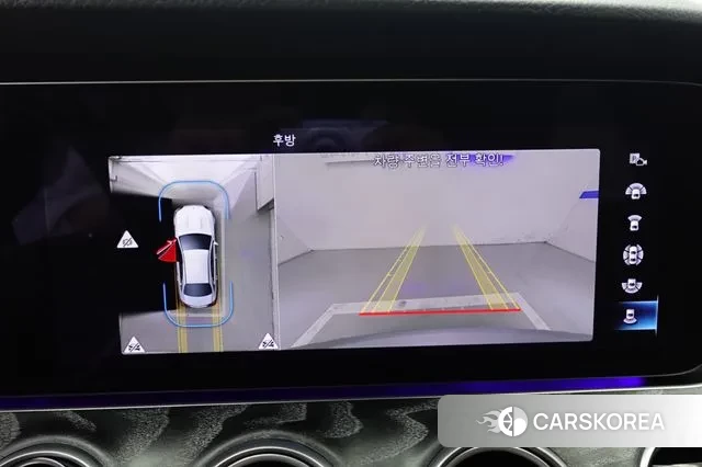 Mercedes-Benz E-Class W213 2022 Светло-серебряный цвет из Кореи, фото 2