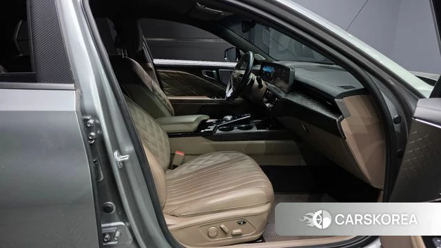 Kia K8 2021 Серебристо-серый из Кореи, фото 2