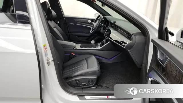 Audi A6 (C8) 2020 Белый из Кореи, фото 2