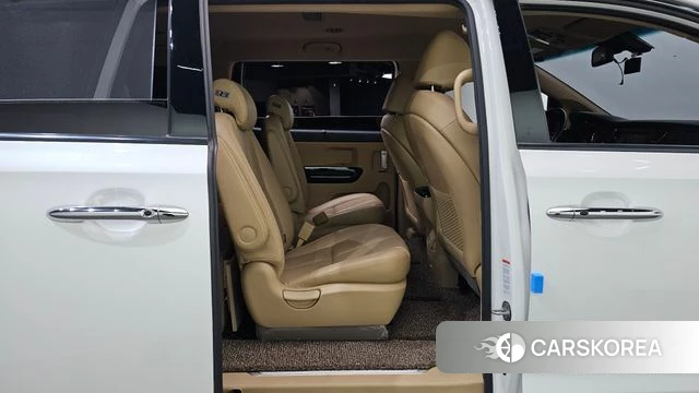 Kia The New Carnival 2019 Белый из Кореи, фото 2