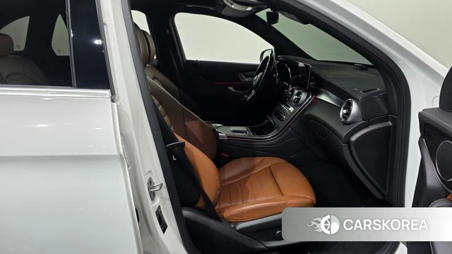 Mercedes-Benz GLC-Class X253 2022 Белый из Кореи, фото 2