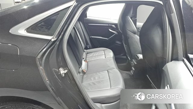 Audi A3 (8Y) 2022 Черный из Кореи, фото 2