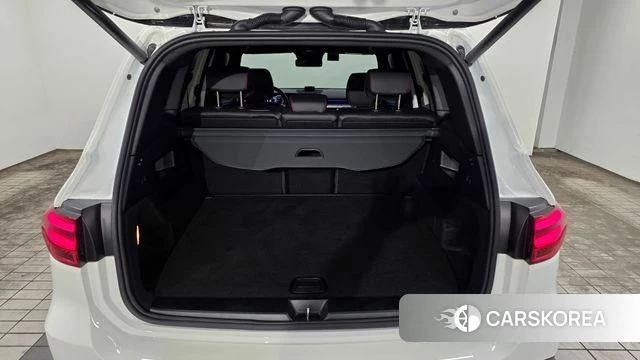 Mercedes-Benz GLB-Class X247 2025 Белый из Кореи, фото 2