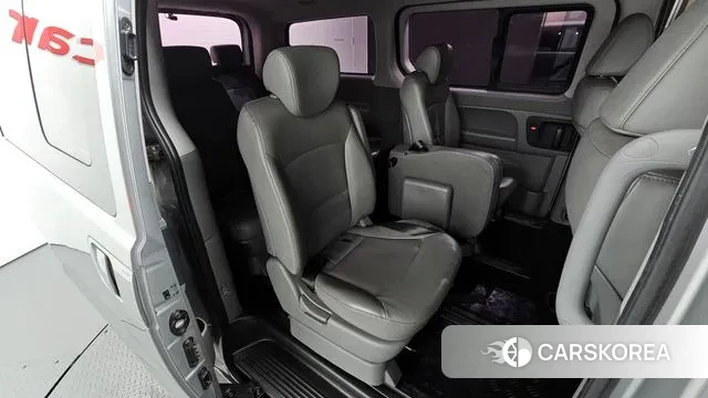 Hyundai The New Grand Starex 2018 Серебряный из Кореи, фото 2