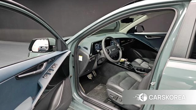 Kia Di Ol Nu Niro 2022 Темно-зеленый из Кореи, фото 2