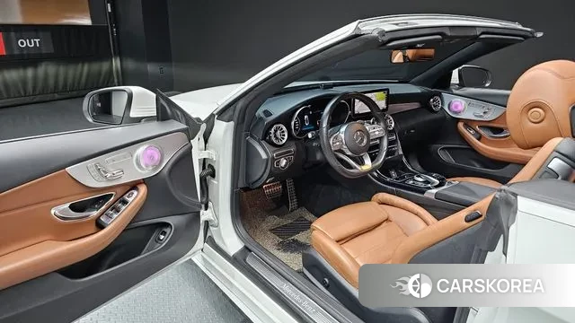 Mercedes-Benz C-Class W205 2019 Белый из Кореи, фото 2