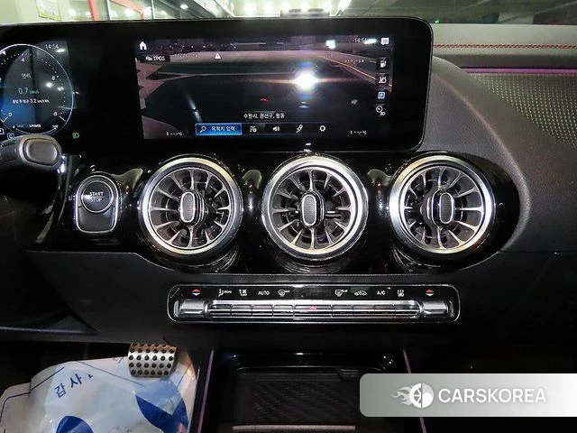 Mercedes-Benz EQA H243 2022 Белый из Кореи, фото 2